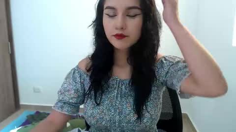 Snapshot of lunadaddy33 chatting on December 31, 2024, 7:18 pm My name is luna Lovense is active my orgasms in your hands Give me more pleasure and make me cum PVT IS OPEN online show from December 31, 2024, 7:18 pm