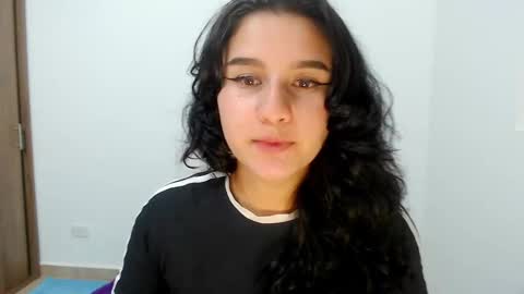 Snapshot of lunadaddy33 chatting on January 4, 2025, 12:37 am My name is luna Lovense is active my orgasms in your hands Give me more pleasure and make me cum PVT IS OPEN online show from January 4, 2025, 12:37 am