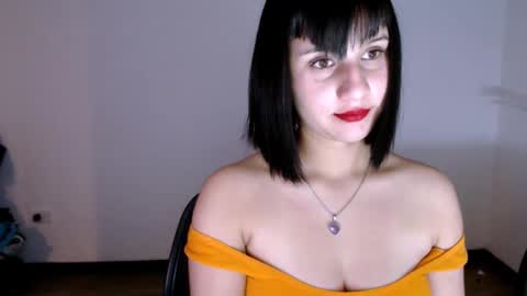 Snapshot of lunadaddy33 chatting on September 17, 2025, 2:24 am My name is luna Lovense is active my orgasms in your hands Give me more pleasure and make me cum PVT IS OPEN online show from September 17, 2025, 2:24 am