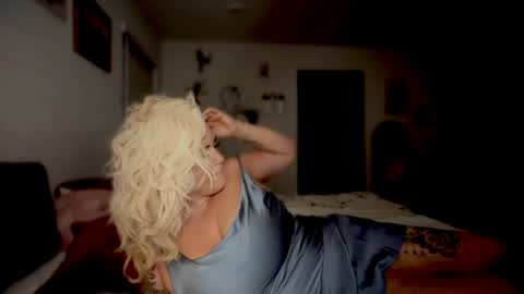 Luna Daddys Girl online show from March 23, 2026, 2:37 am