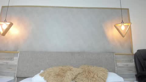 Snapshot of lunaevanss_ chatting on September 16, 2025, 1:12 pm LUNA  online show from September 16, 2025, 1:12 pm