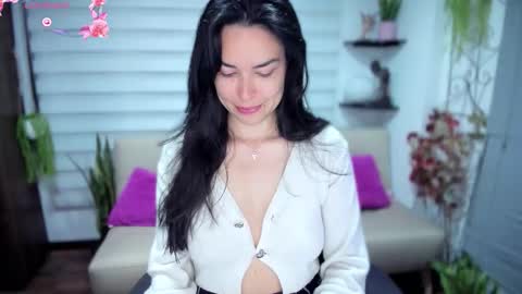 Luna online show from September 14, 2025, 3:05 am