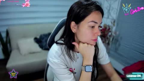 Luna online show from February 26, 2026, 2:32 am