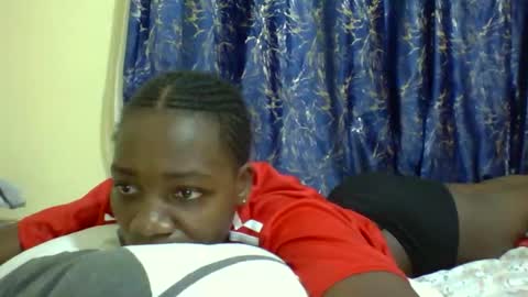 Snapshot of lunah_kitty chatting on April 10, 2026, 6:01 pm lunah_kitty online show from April 10, 2026, 6:01 pm