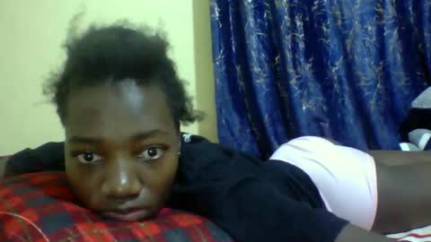 Snapshot of lunah_kitty chatting on April 29, 2026, 10:52 am lunah_kitty online show from April 29, 2026, 10:52 am