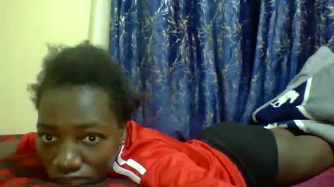 Snapshot of lunah_kitty chatting on May 1, 2026, 3:44 am lunah_kitty online show from May 1, 2026, 3:44 am