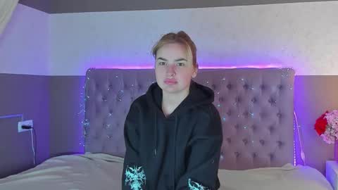 Luna online show from February 3, 2026, 6:22 am