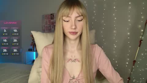 Luna online show from January 13, 2026, 1:00 am