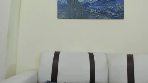 Luna online show from September 21, 2025, 9:55 am