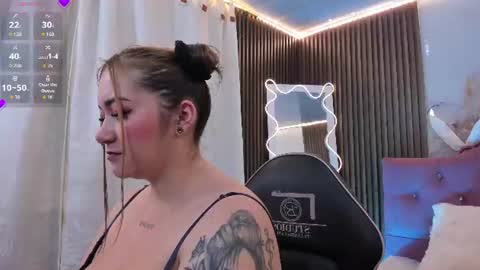 LUNA KITTY  online show from July 30, 2026, 11:31 am