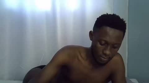 lunalove22_ online show from September 25, 2025, 3:21 am