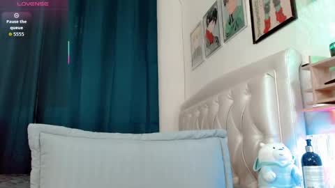 Snapshot of lunalovedoll_ chatting on May 4, 2026, 6:48 pm Luna online show from May 4, 2026, 6:48 pm