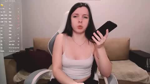 Snapshot of lunalovesuu chatting on March 10, 2026, 5:07 pm Luna online show from March 10, 2026, 5:07 pm