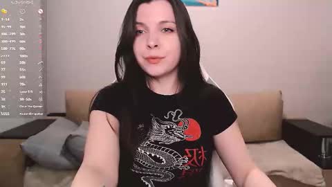 Snapshot of lunalovesuu chatting on March 26, 2026, 8:03 pm Luna online show from March 26, 2026, 8:03 pm