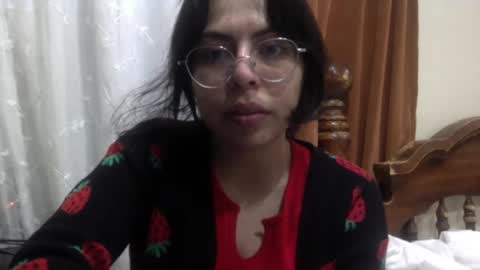 Snapshot of lunamivida chatting on February 14, 2025, 5:30 am karazorel online show from February 14, 2025, 5:30 am