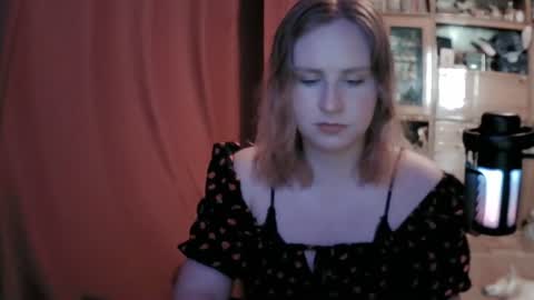lunamystique_ online show from June 10, 2026, 11:20 am