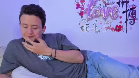 Snapshot of lunandrew chatting on March 9, 2025, 3:43 am Luna Mendez Andrew Cemar online show from March 9, 2025, 3:43 am