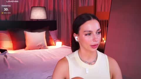 Luna  next streams Mon Fri Sat Sun 8pm-5am gmt0 online show from May 17, 2026, 8:38 pm