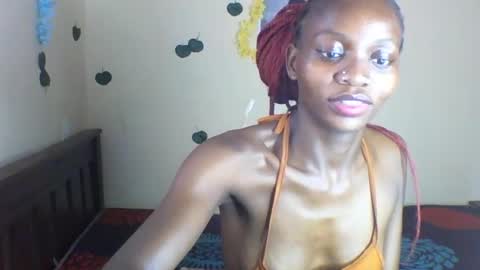Snapshot of lunanior chatting on June 16, 2026, 11:24 am lunanior online show from June 16, 2026, 11:24 am