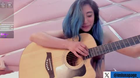 Luna Page online show from January 18, 2025, 11:44 pm
