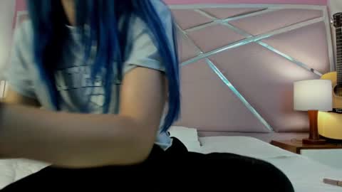 Luna Page online show from January 27, 2025, 1:09 pm