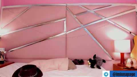 Luna Page online show from February 10, 2025, 6:24 pm