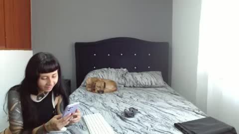 emilyperci  instagram online show from February 18, 2025, 12:39 pm