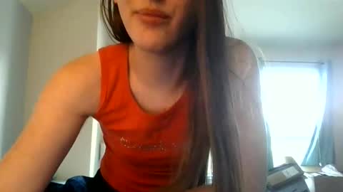 lunapixie2020 online show from June 1, 2026, 12:23 am