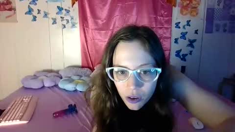 Snapshot of lunaquinn45 chatting on October 24, 2025, 11:34 pm lunaquinn45 online show from October 24, 2025, 11:34 pm