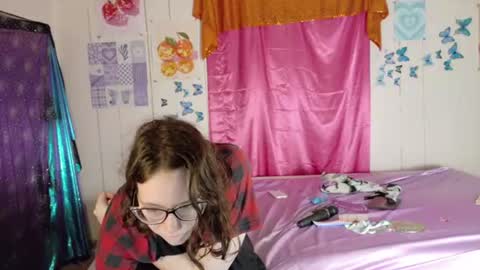 lunaquinn45 online show from August 5, 2026, 2:14 am