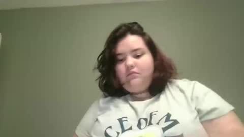 Snapshot of lunar_nightstar chatting on September 15, 2025, 8:09 pm lunar_nightstar online show from September 15, 2025, 8:09 pm