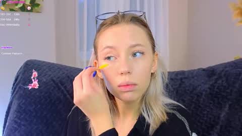 Kelly online show from September 29, 2025, 2:44 pm