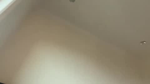 lunarose17 online show from January 6, 2026, 6:55 pm