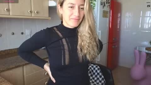  Luna online show from February 13, 2026, 11:39 am