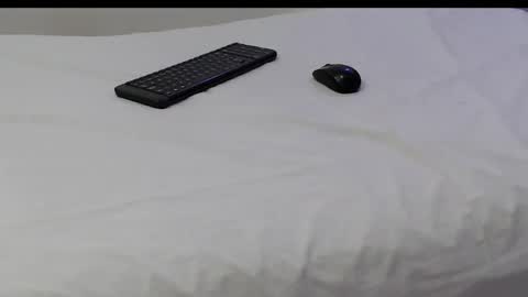 luna online show from December 3, 2025, 7:12 pm