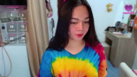 luna33 online show from December 22, 2025, 12:46 pm