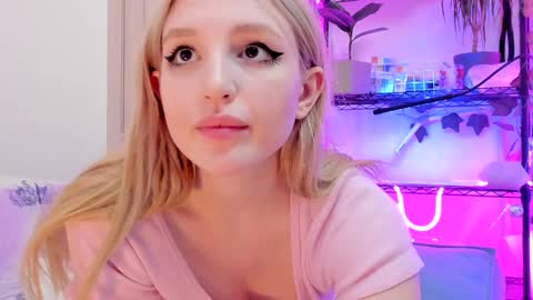 Kate online show from February 6, 2025, 6:18 am