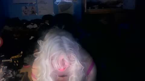 LunaXXX online show from May 27, 2026, 3:03 am