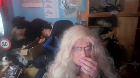 LunaXXX online show from June 27, 2026, 12:55 pm
