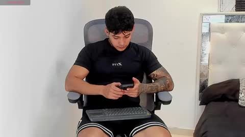 Lunay online show from January 13, 2026, 12:27 am