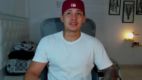 Lunay online show from February 28, 2026, 1:06 am