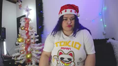 L U N I T A  online show from December 5, 2024, 1:58 am