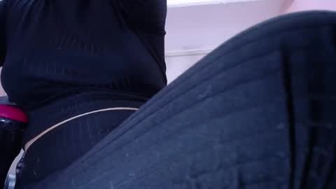 Katty   what ever do you want on my pv is for extra tokens minimi 250 tks ty u for understand online show from March 3, 2025, 10:17 am