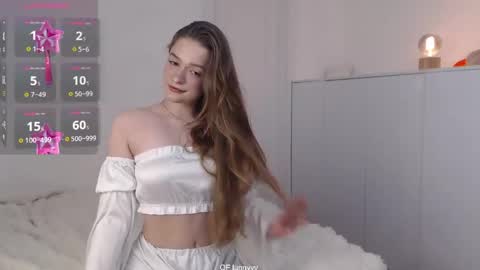Snapshot of lunny_ chatting on April 2, 2026, 9:01 pm Adele online USA time 11pm - 4am online show from April 2, 2026, 9:01 pm