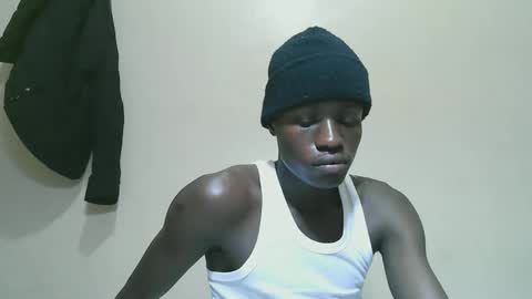 luoislove online show from October 25, 2025, 8:55 am