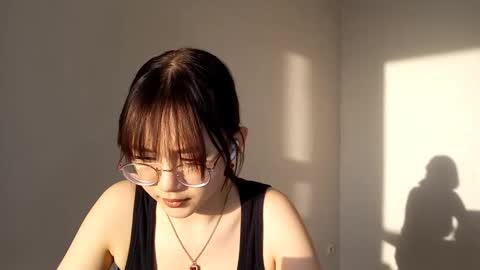 Snapshot of lupefaulker chatting on March 17, 2026, 2:09 pm Roxie online show from March 17, 2026, 2:09 pm