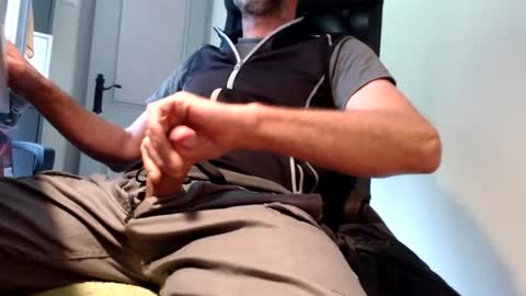 lure4beef online show from July 8, 2026, 12:09 pm