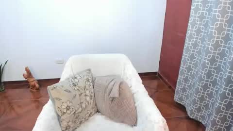 PAULINA online show from October 29, 2025, 8:54 pm