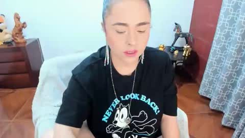 Snapshot of luscious86 chatting on April 8, 2026, 1:33 pm PAULINA online show from April 8, 2026, 1:33 pm