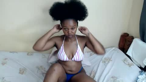 Snapshot of lush_goddess chatting on April 23, 2026, 12:12 am shan online show from April 23, 2026, 12:12 am